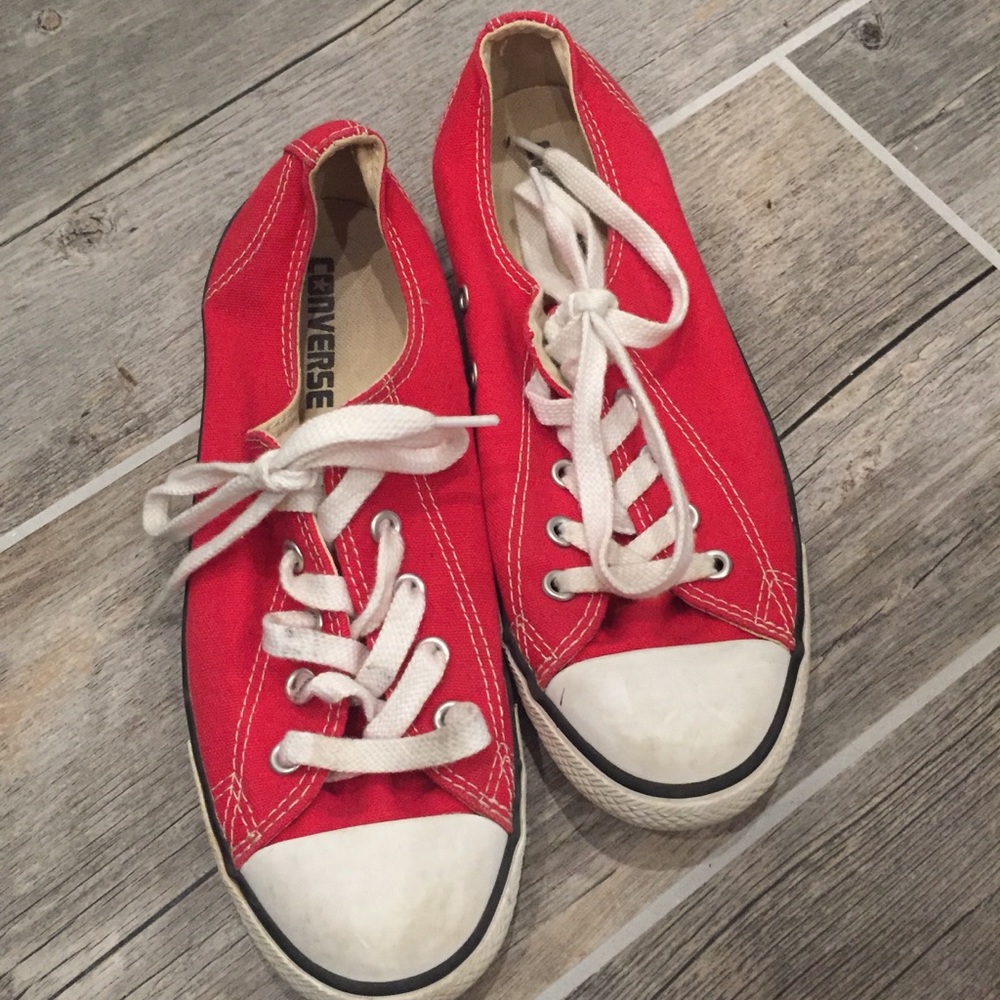 Converse All Star. Sz 7. Women’s. Red